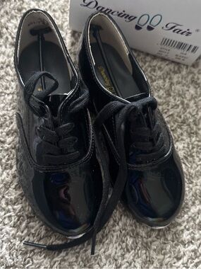 Kids Black Patent Lace-Up Tap Shoes